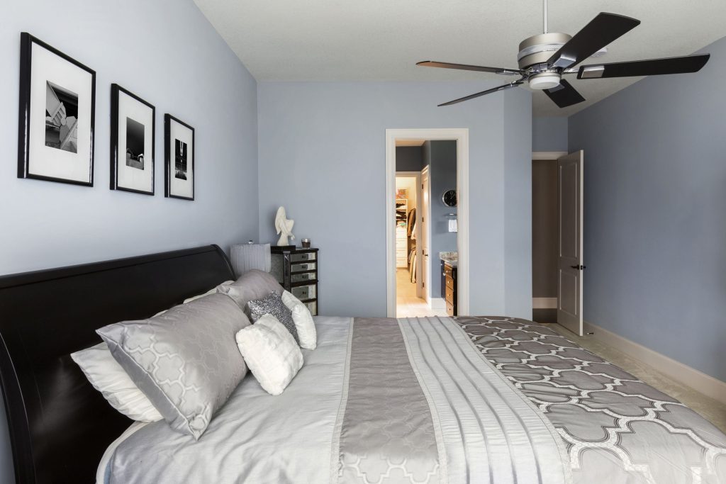 Best Size Ceiling Fan For 10x10 Room